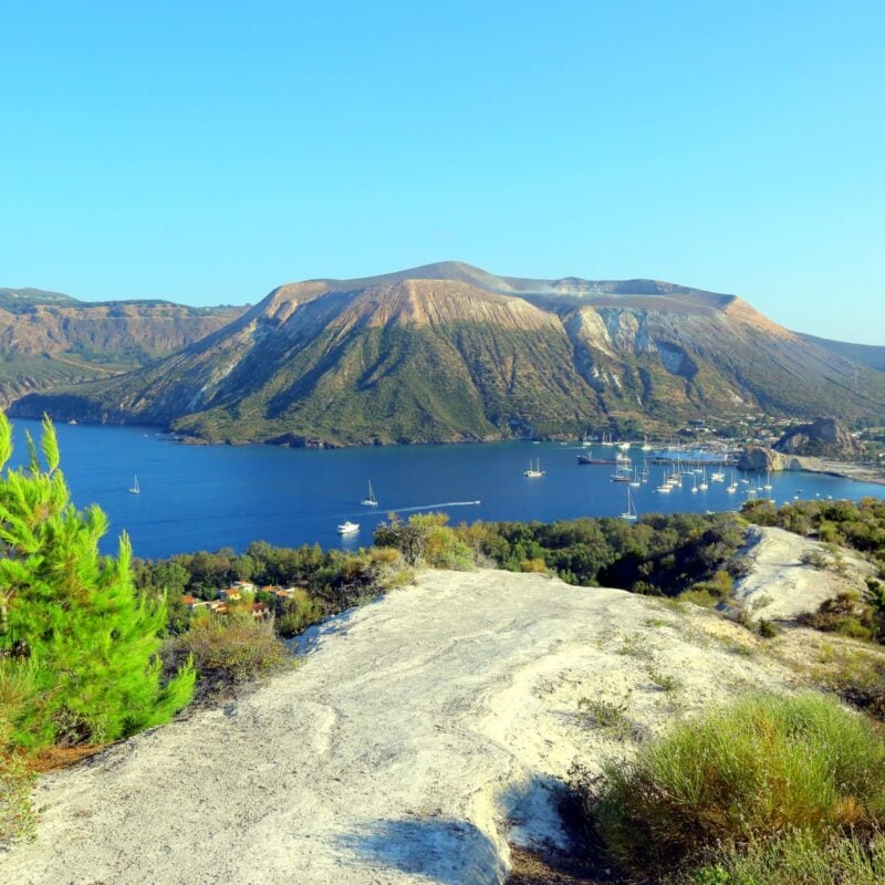 Les volcans de Sicile: Stromboli, Vulcano et l’Etna.